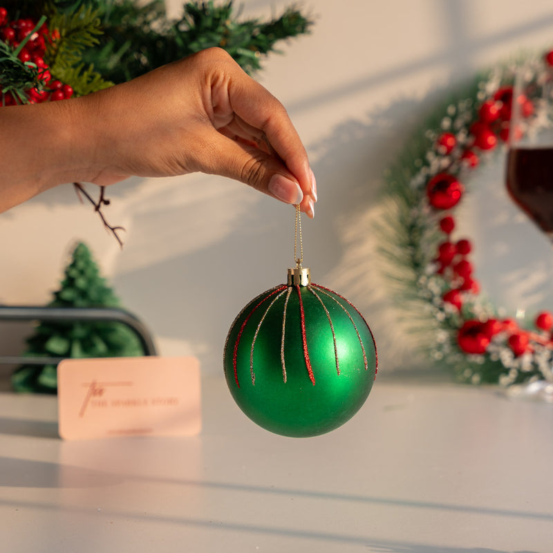Mistletoe Bauble - Set of 9