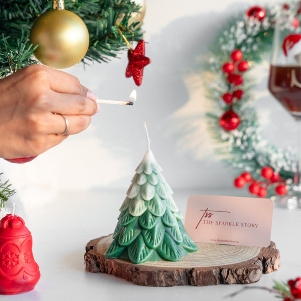 Scented Soy Wax Candle - Snowclad Christmas Tree