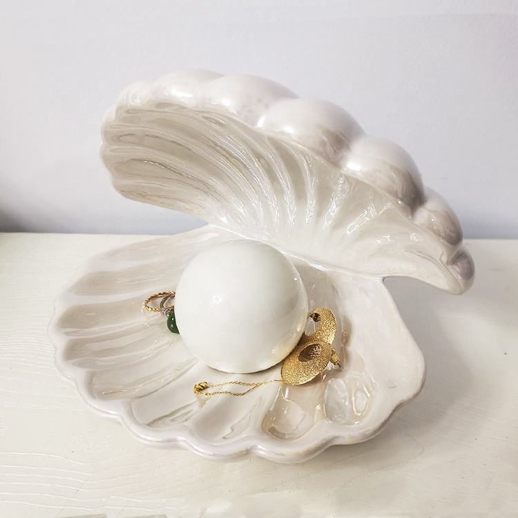 Oyster Shell Pearl Lamp
